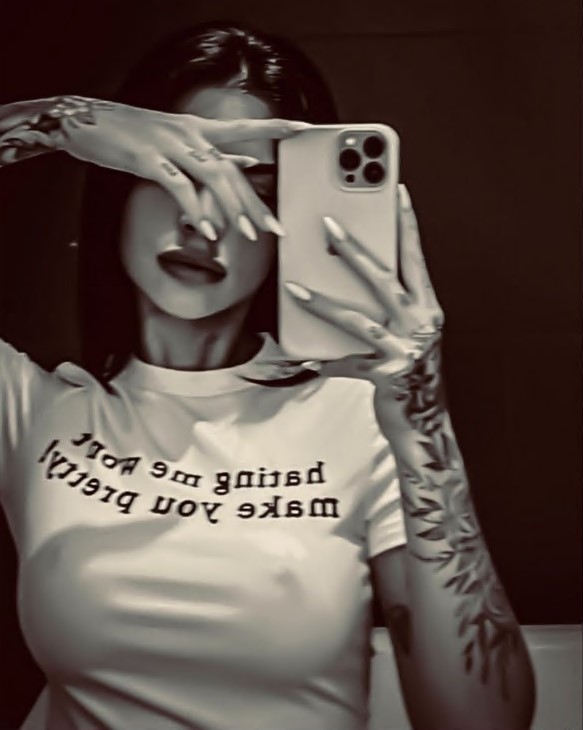 mersinescortmerve-2-1 Mersin Escort Merve Ve Gökçe Eve Ve Otele Geliyoruz